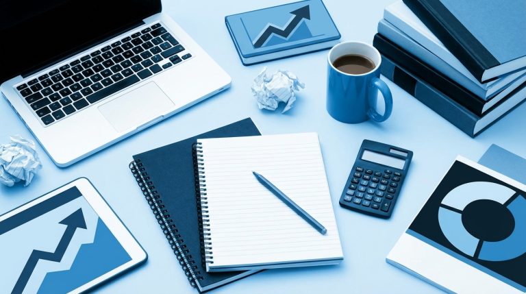 Read more about the article Freelance Taxes: What Students Need to Know